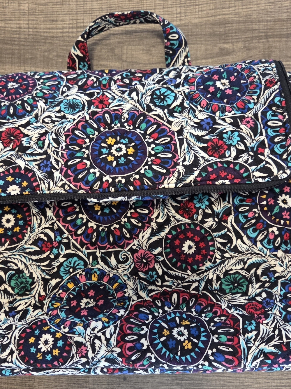 Vera Bradley Stained Glass Medallion Grand Hanging Travel Organizer Bag